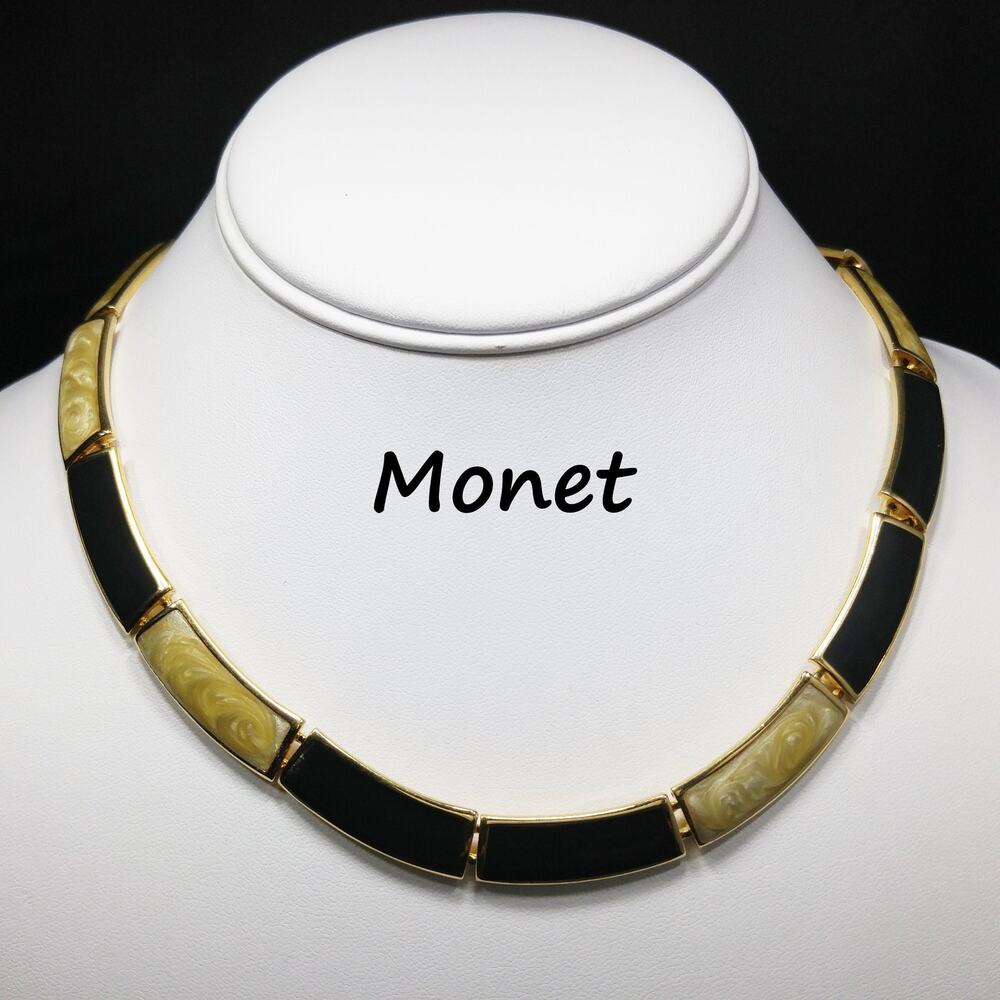 Vintage Monet Black Cream Enamel Gold Tone Link Necklace
